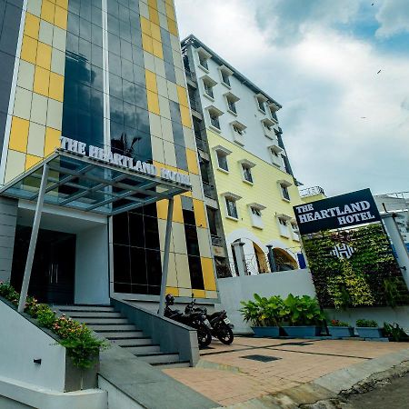 The Heartland Business Hotel, Trivandrum Thiruvananthapuram Exteriör bild