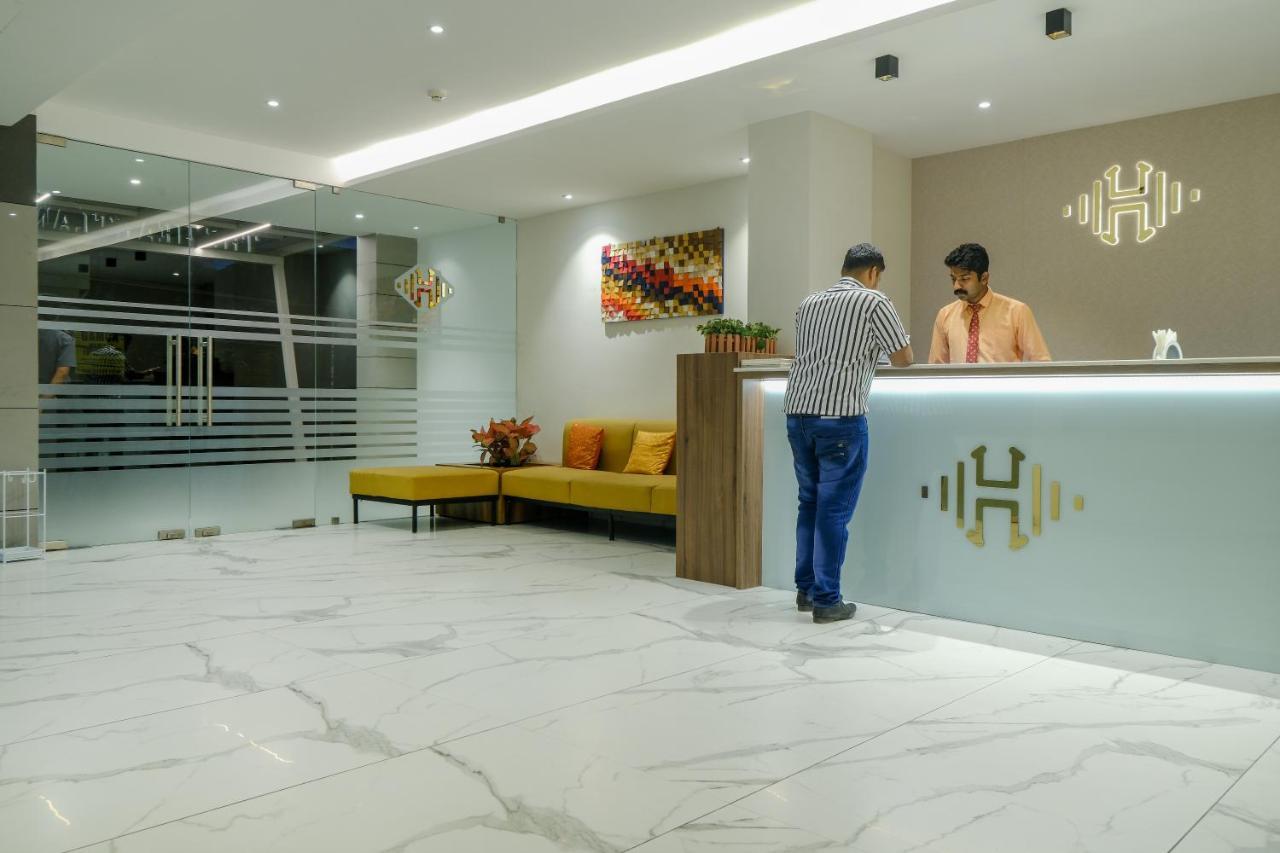The Heartland Business Hotel, Trivandrum Thiruvananthapuram Exteriör bild